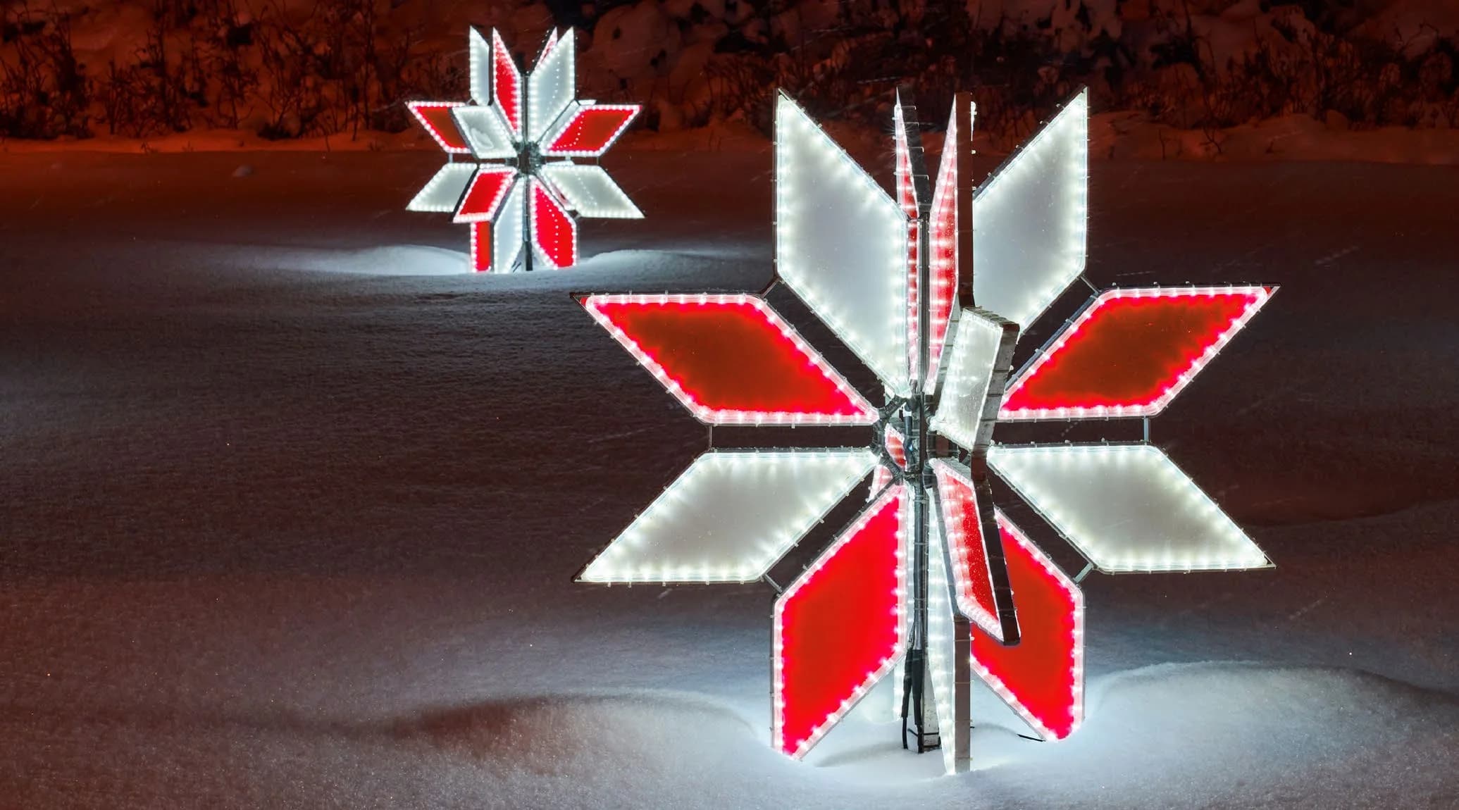 3D Kar Tanesi Heykeli Siret 3D 130 - LED ışık heykeli uygulaması