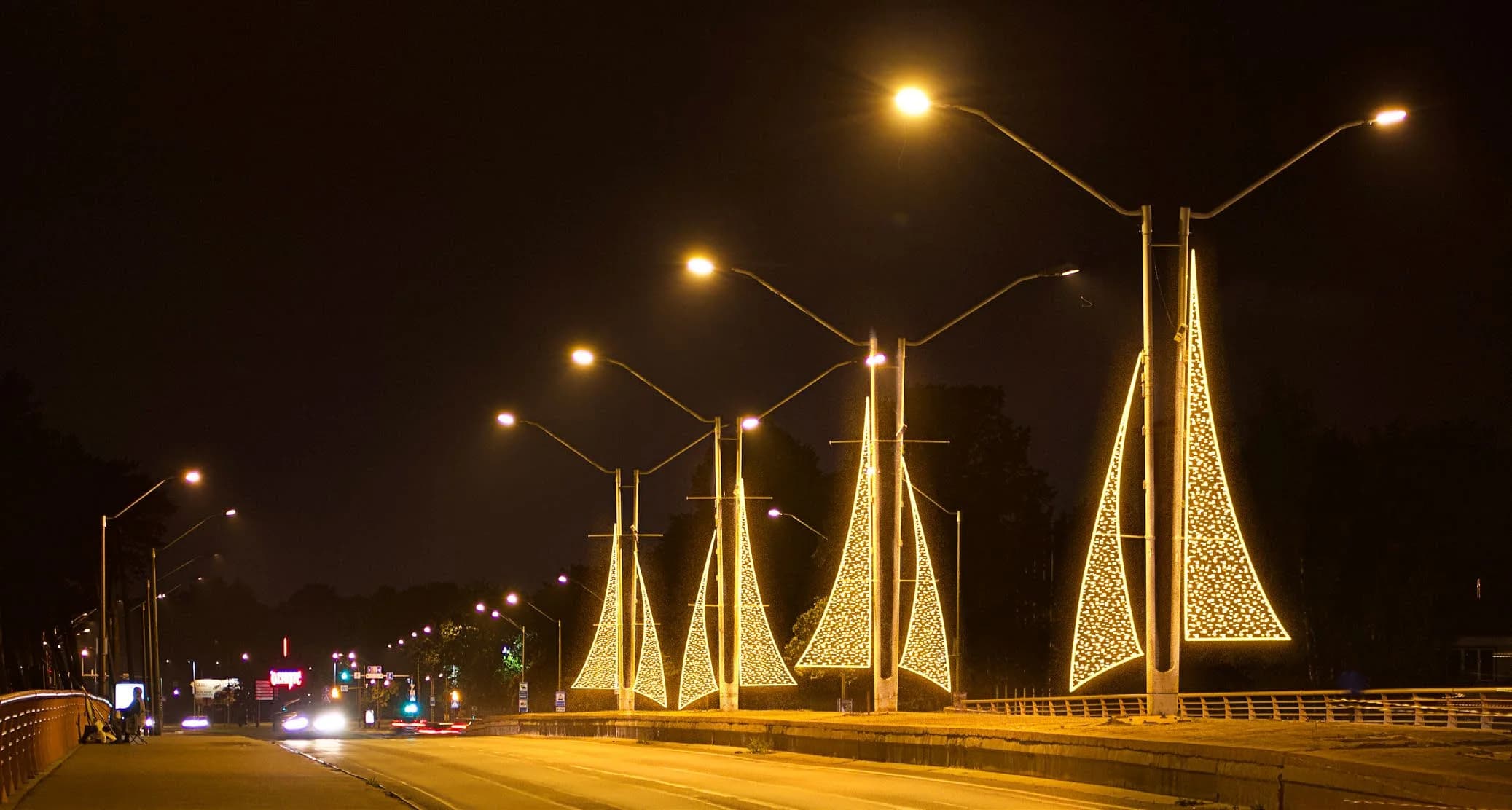 Işıklı Yelken Laser ve Zoom - dış mekan LED ışık süsleme uygulaması
