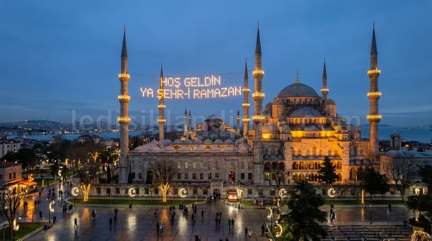 LED Mahya - LED mahya; iki minare arasına gerilen çelik halat üzerine kurulan ışıklı yazı sistemidir