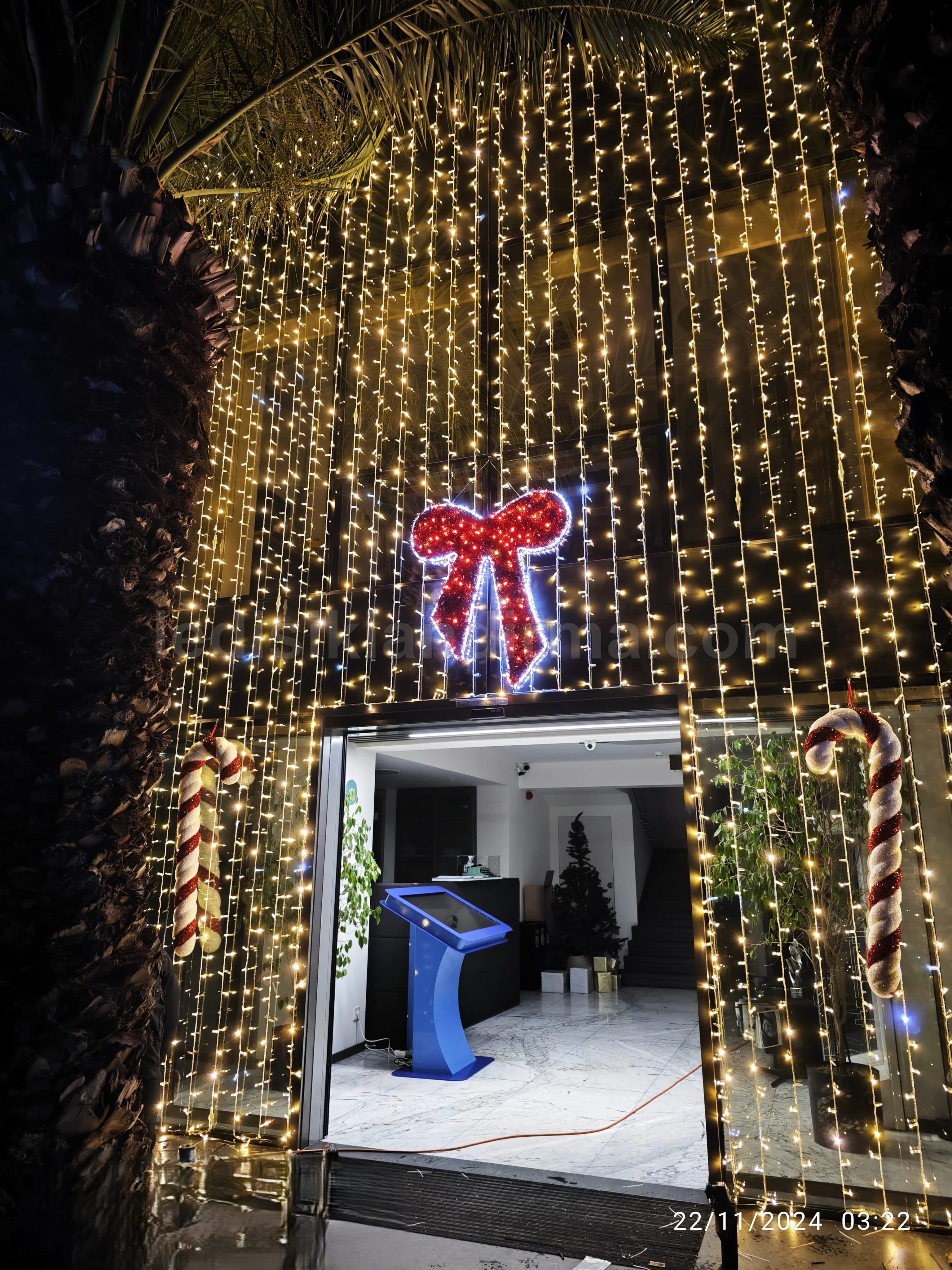 Illuminated Bow