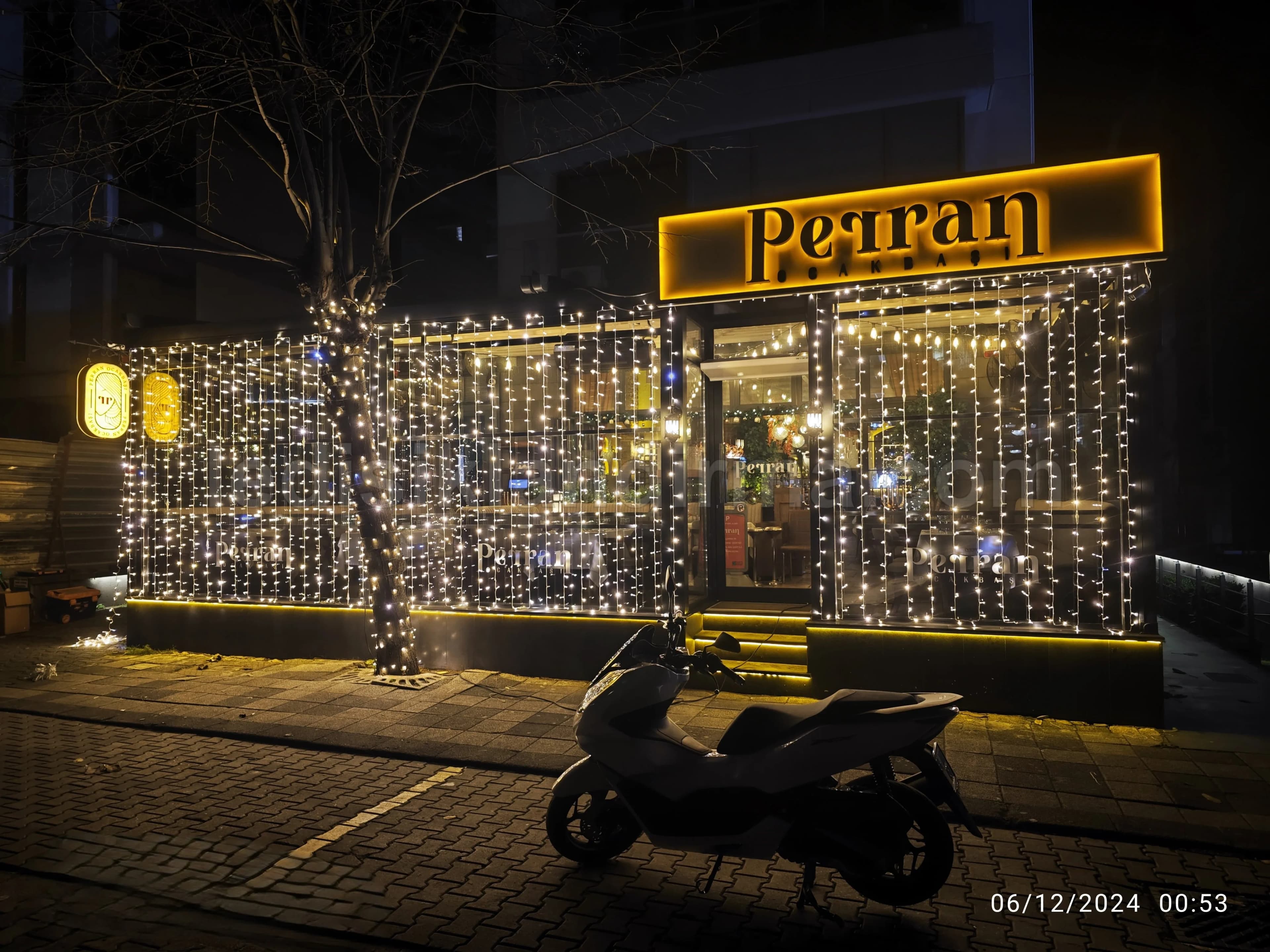 LED Curtain Lights