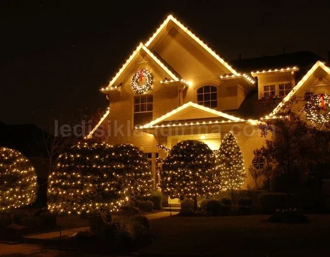 Villa Giriş Yılbaşı LED Süsleme