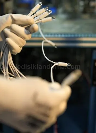 Çankaya - Atolyede LED ampul soket montaj el cekimi